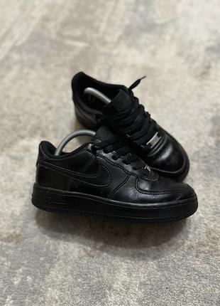 Кросівки унісекс nike air force 1 чорні