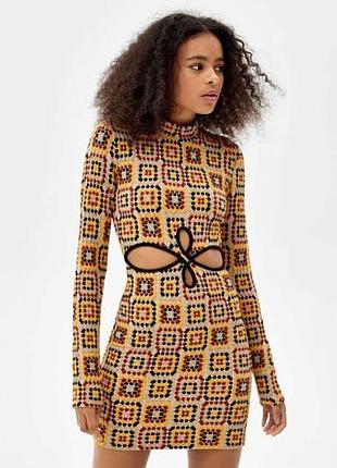 Трикотажное оригинальное платье/ m- l/ brend bershka