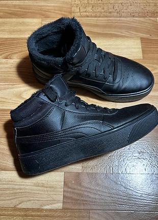 Чоботи жіночі puma чорні 2