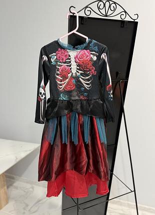 Сукня скелета з квітковим принтом у стилі «день мертвих» (day of the dead / sugar skull)