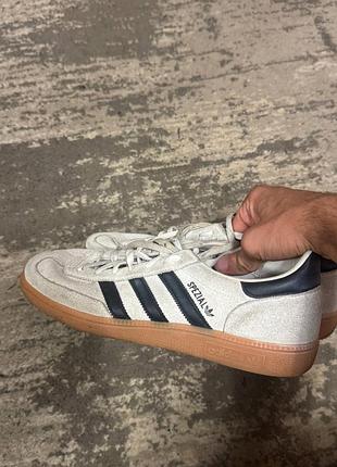 Кроссовки adidas spezial