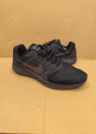 Кросівки nike downshifter 7 — розмір 46 (30 см) оригінал