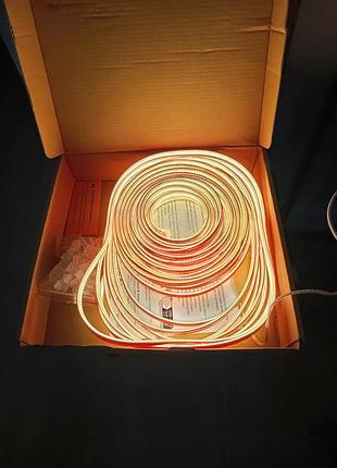 Світлодіодна cob led стрічка 10 метрів – рівномірне тепле світло для вашого інтер'єру