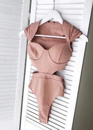 Боді жіноче prettylittlething нюдове розмір xxs-xs