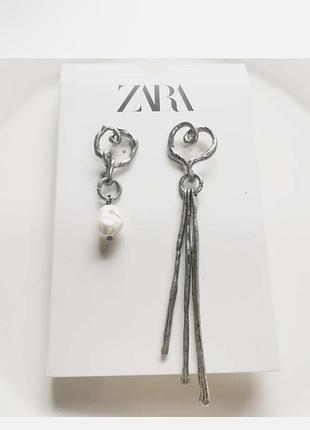 Сережки довгі моносережка zara з перлиною асиметричні срібні