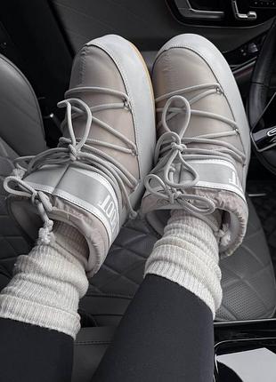 Moon boot grey 3