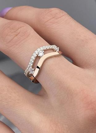 Серебряное кольцо 925 пробы с фианитами, белый цвет вставки, размер 19