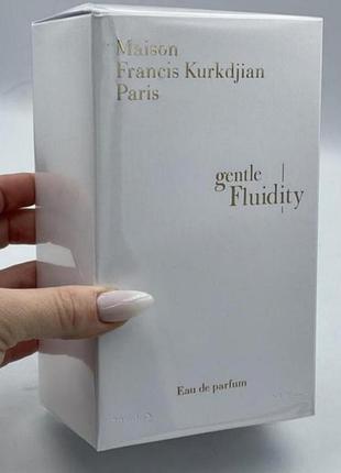 Парфумована вода унисекс аромат gentle fluidity