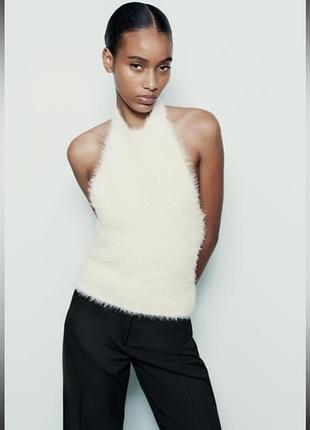 Zara хальтер топ пухнастий