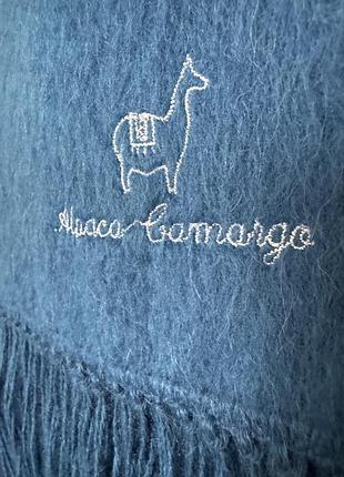 Шарф из альпаки перуанского бренда alpaca camargo. выполнен непосредственно в перу