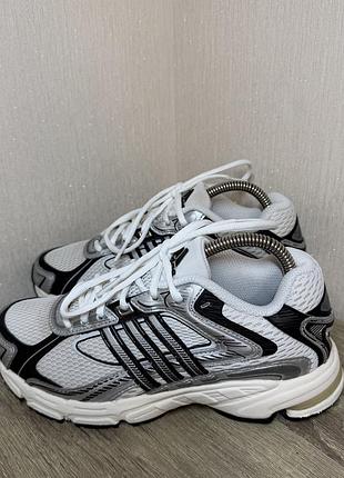 Кроссовки adidas response cl white ig6226