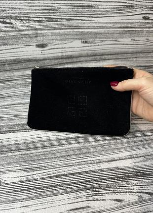 Бархатна/оксамитова брендова косметичка givenchy