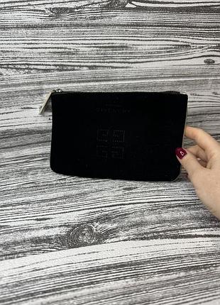 Бархатна/оксамитова брендова косметичка givenchy 2