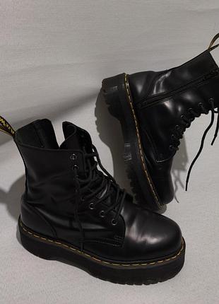Dr. martens jadon  оригінальні  чорні шкіряні черевики на високій підошві uk8 /42 ,
устілка 27 см