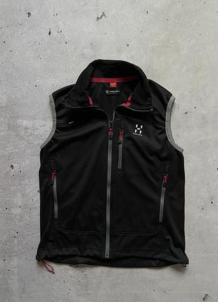 Чорна трекінгова жилетка зіфтшелл (softshell)  haglöfs