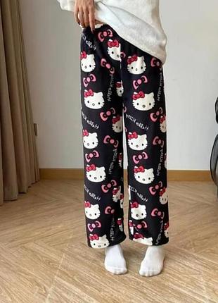 Жіночі плюшеві піжамні штани hello kitty чорні