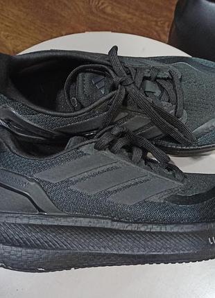 Кроссовки adidas ultraboost