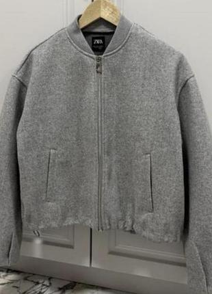 Бомбер zara