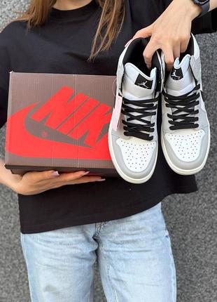 Кроссовки nike air jordan 1 grey 4