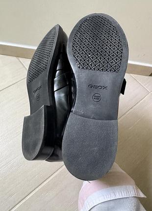 Продам шкіряні лофери geox 5