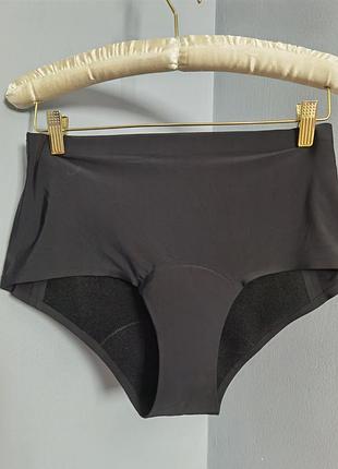 Женские бесшовные трусики для критических дней размера l-xl