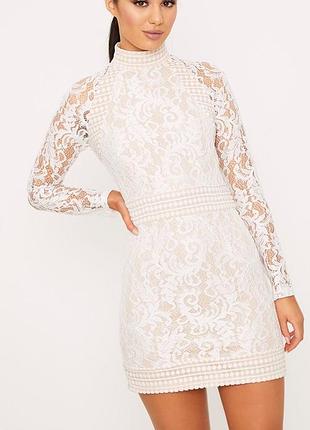 Коротка сукня жіноча prettylittlething біла мереживна