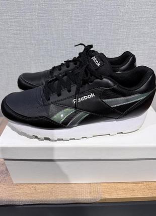 Кросівки жіночі reebok чорні, довжина устілки 25 см