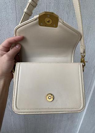 Бежевая сумка zara 6