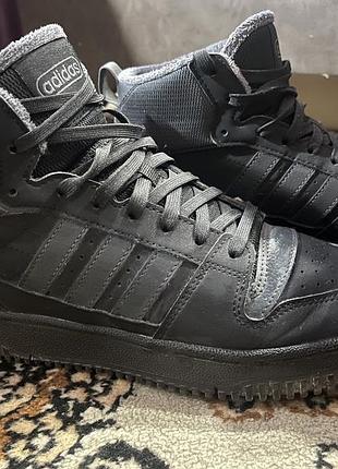 Кросівки жіночі adidas зимові чорні