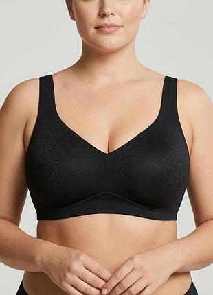 Черный безшовный бюстгальтер без косточек wacoal 36f