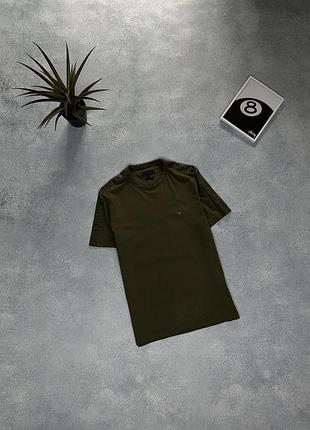 Футболка tommy hilfiger lampas на лампасах бренду