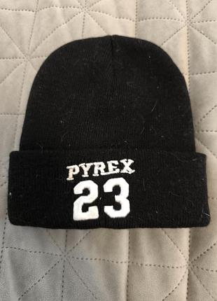 Шапка для хлопчиків pyrex чорна з написом