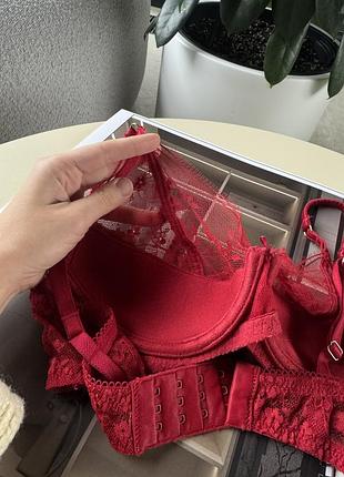 Червоний бюстгальтер intimissimi 6