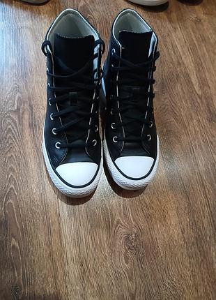 Продам женские кожаные кеды бренда converse
