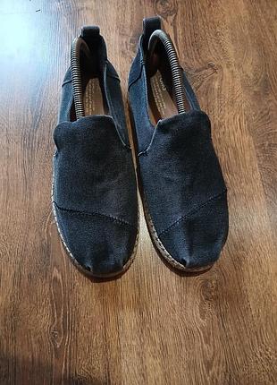 Продам чоловічі катонові мокасини бренду toms