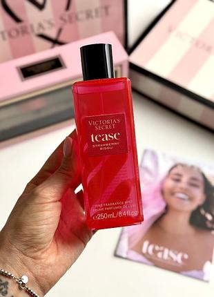 Спрей для тіла tease strawberry bisou victoria’s secret