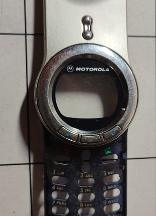 Часть корпуса  motorola v70