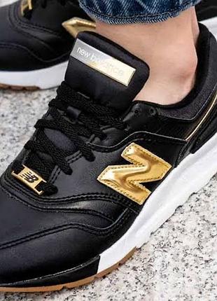 Кросівки унісекс new balance lifestyle 997 hai чорні із золотистим