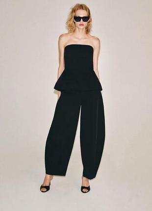 Zara ефектний оригінальний  топ жилет з біркою, з плотної тканини, у складі вовна, на талії склади,що створює  акцент на стегнах
