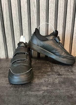 Кроссовки tensaur hook and loop.размер 30-й 4