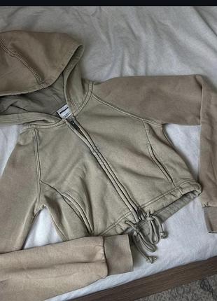 Зіпка bershka