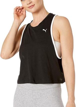 Кроп-тоp puma з білою окантовкою та білим логотипом на грудях.