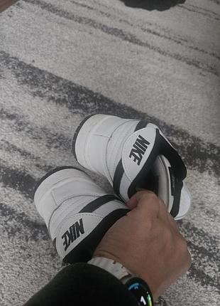 Кросівки nike білі з чорним 3