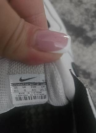 Кросівки nike білі з чорним 4