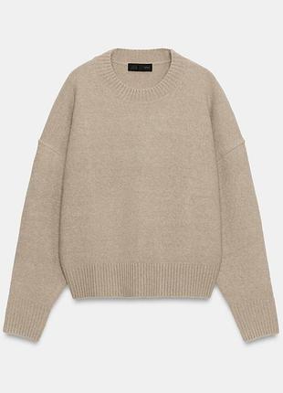 Базовый бежевый свитер оверсайз zara (размер м)