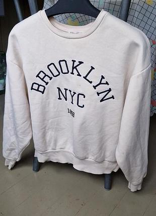 Світшот жіночий бежевий утеплений з написом brooklyn nyc