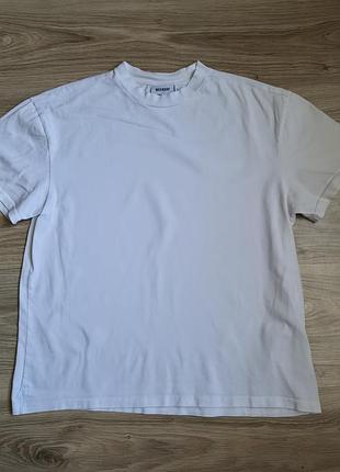 Weekday white t-shirt викдей вікдей базова біла футболка оверсайз розмір s с щільна якісна бавовна оверсайз мінімалізм streetwear чистий колір