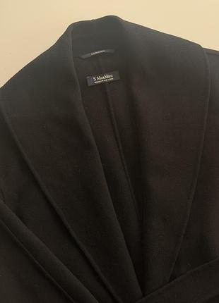 Жіноче пальто max mara чорне