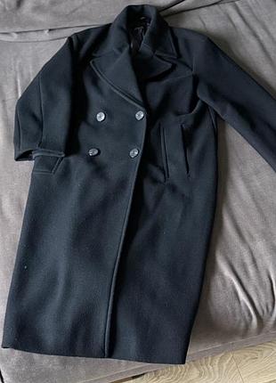 Черное двубортное пальто zara оверсайз, m