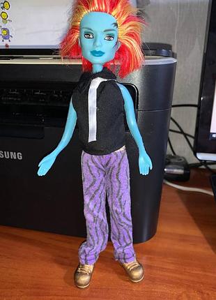 Кукла monster high хольт